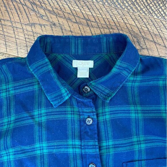 J.CREW Blue Green Plaid oversized shirt - Picture 3 of 6